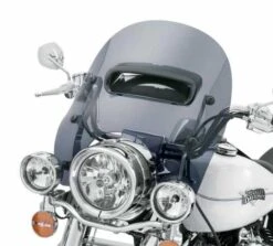 Harley Davidson Belüftete Windsplitter Windschutzscheibe 16" Dunkel Getönt 7 Harley Davidson Belüftete Windsplitter Windschutzscheibe 16" Dunkel Getönt -Harley Davidson Store 57400176 3 harley1